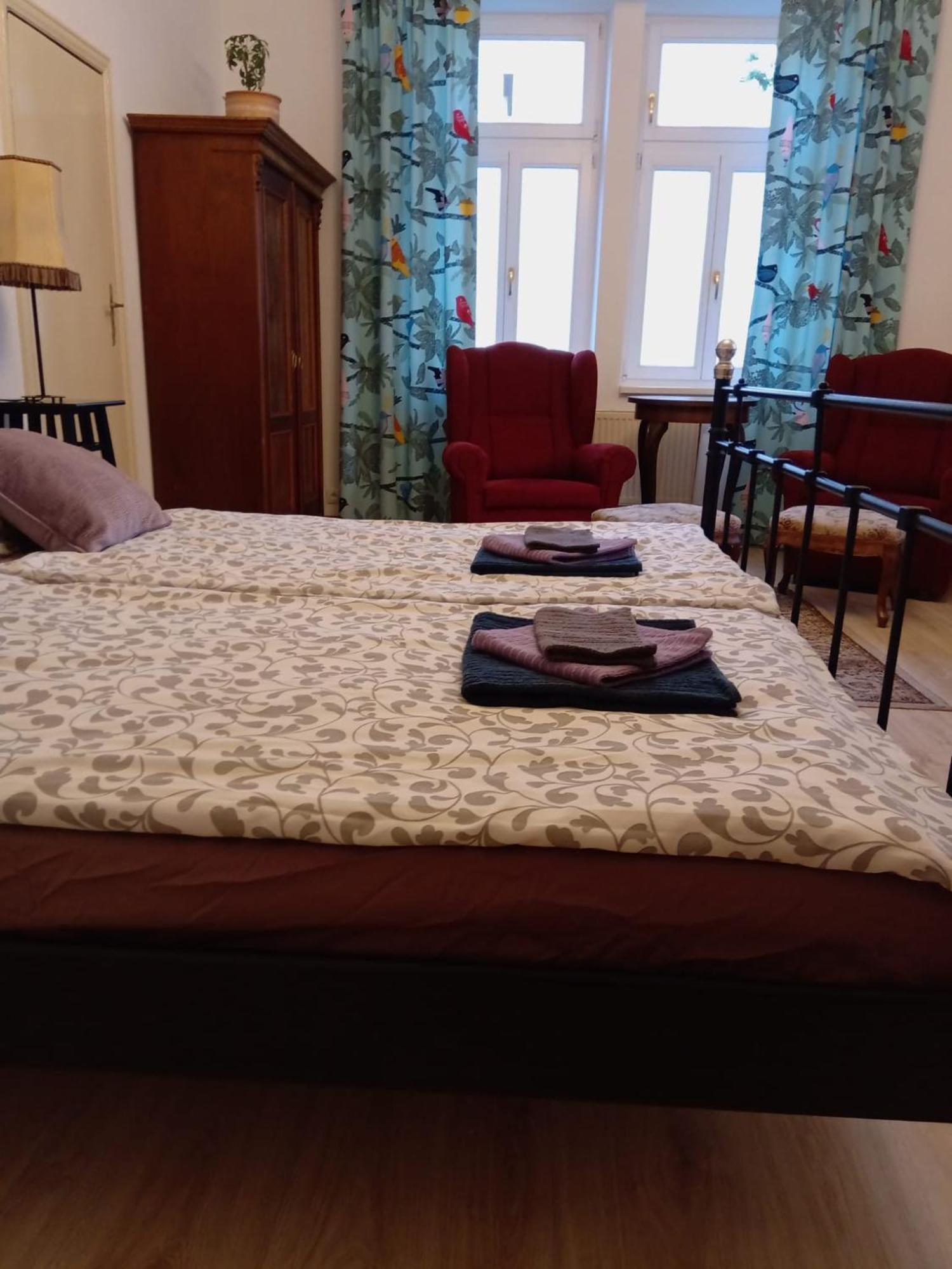 Historic Apartment *