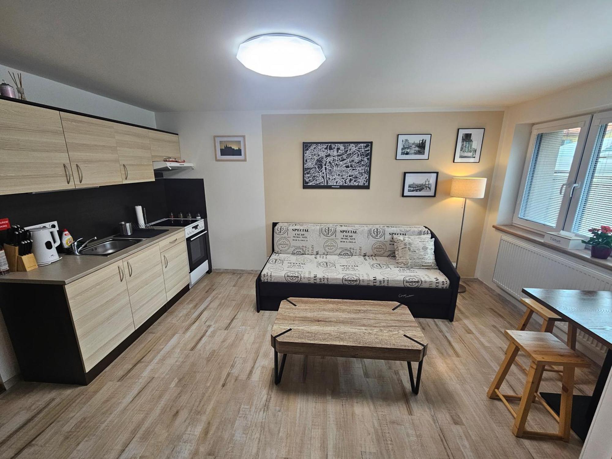 Jinonice Apartment Prag