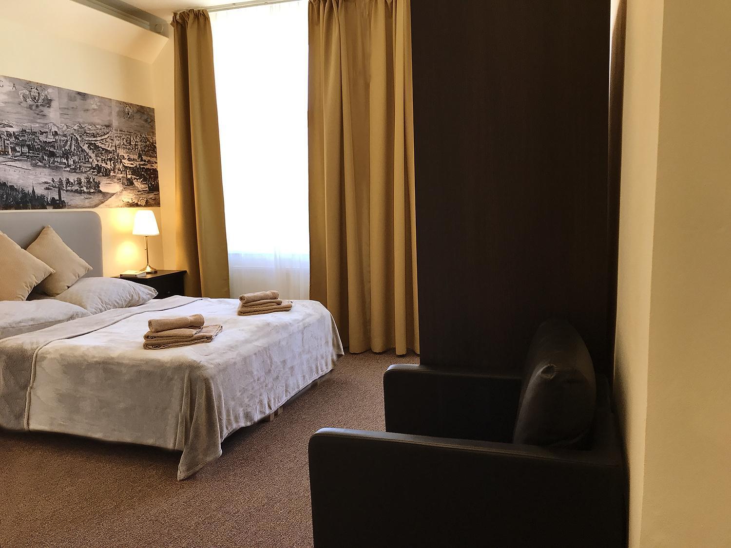 Aparthotel Light 2*