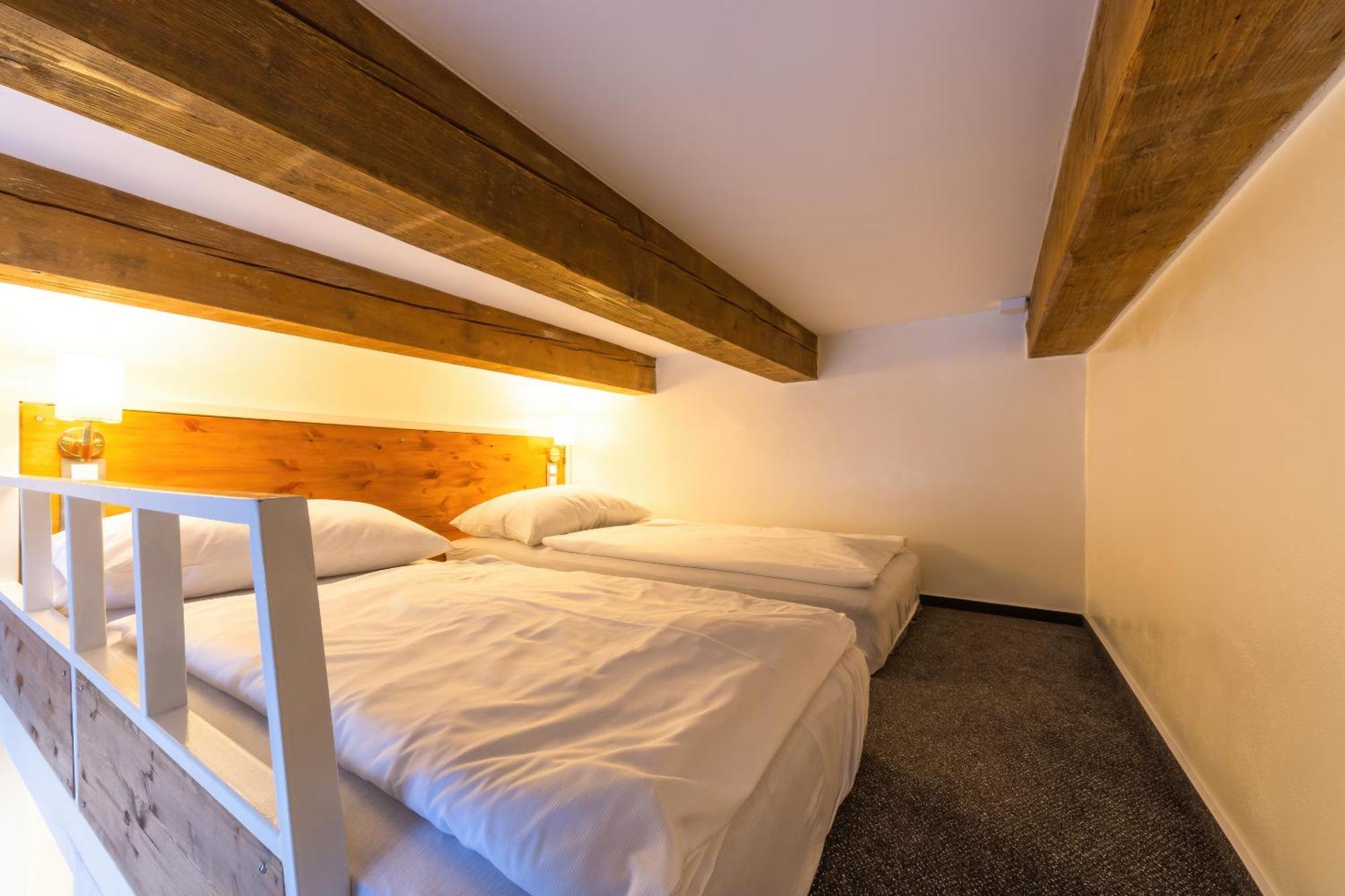 S42 Apartment