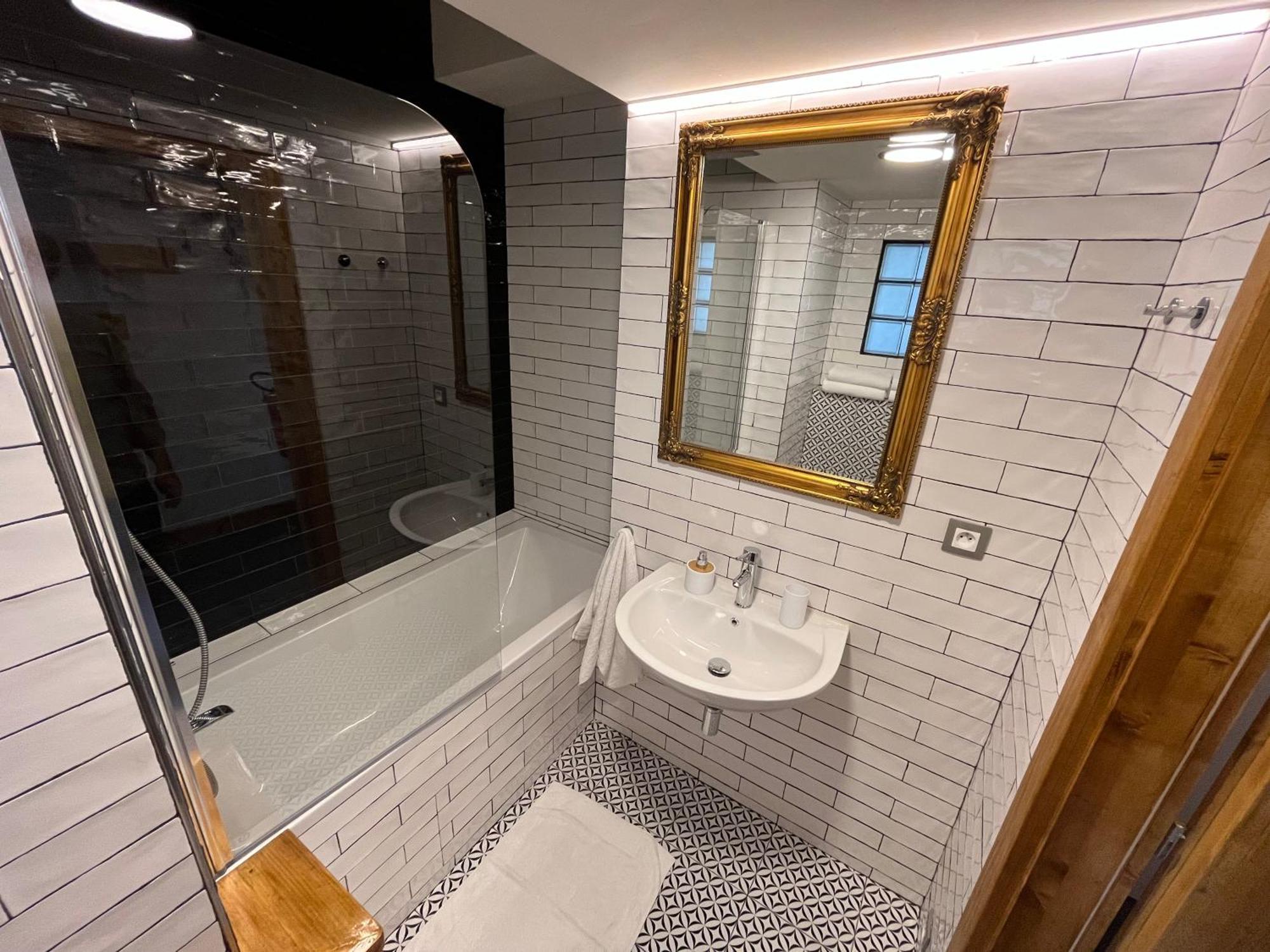 S42 Apartment