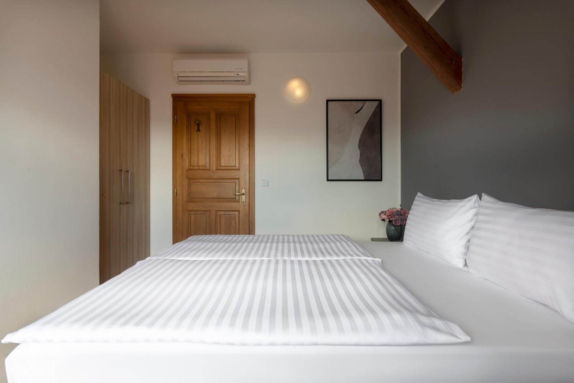 Bohemian Dreams And By Dwellfort Praha