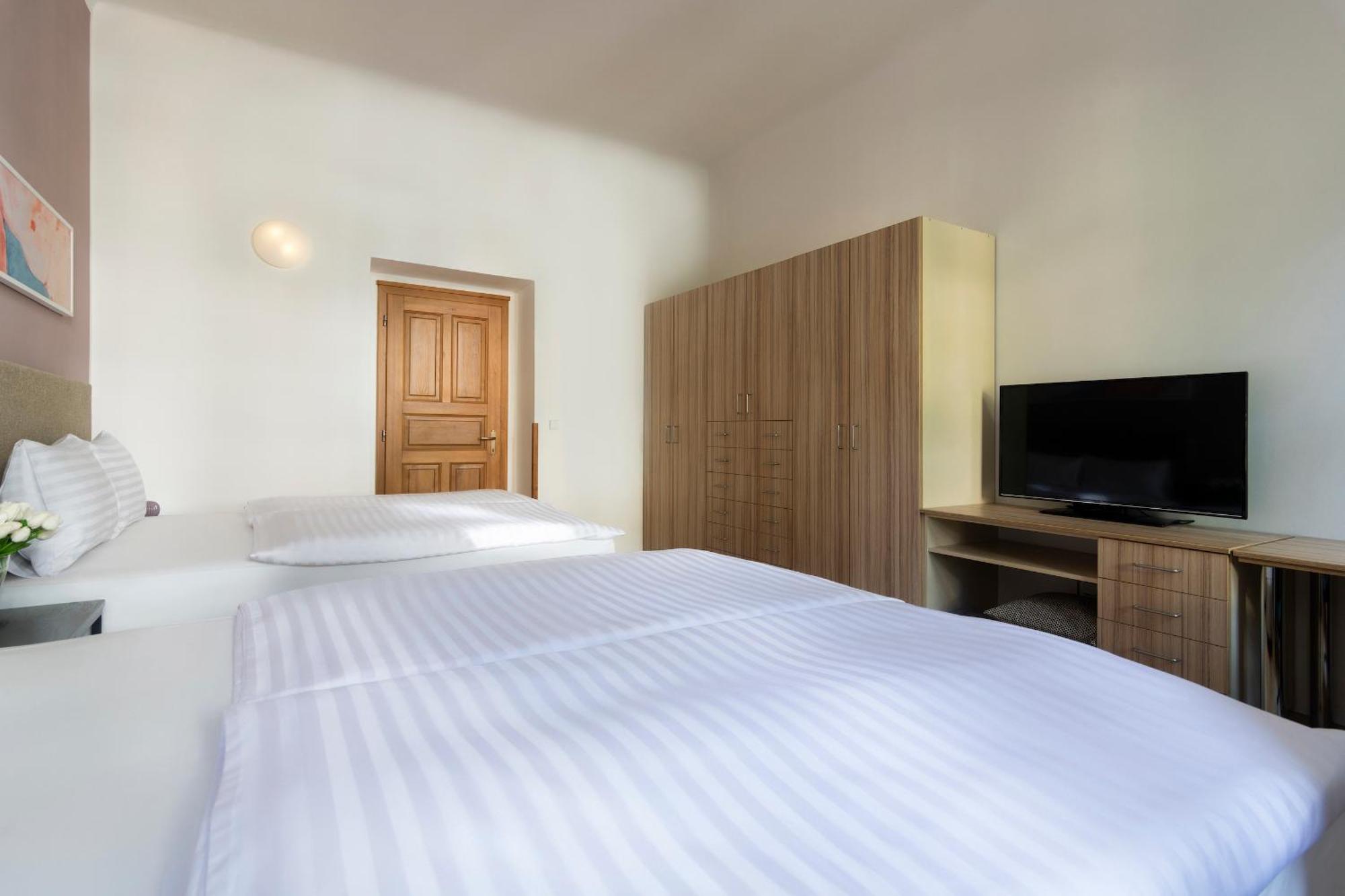 Bohemian Dreams And By Dwellfort Aparthotel