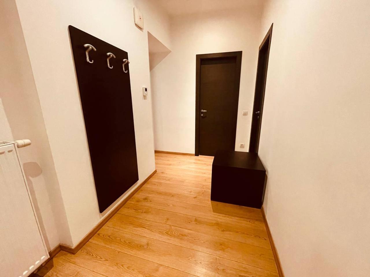Place Of Grace - 50 Meters From Dancing House Apartment Prag