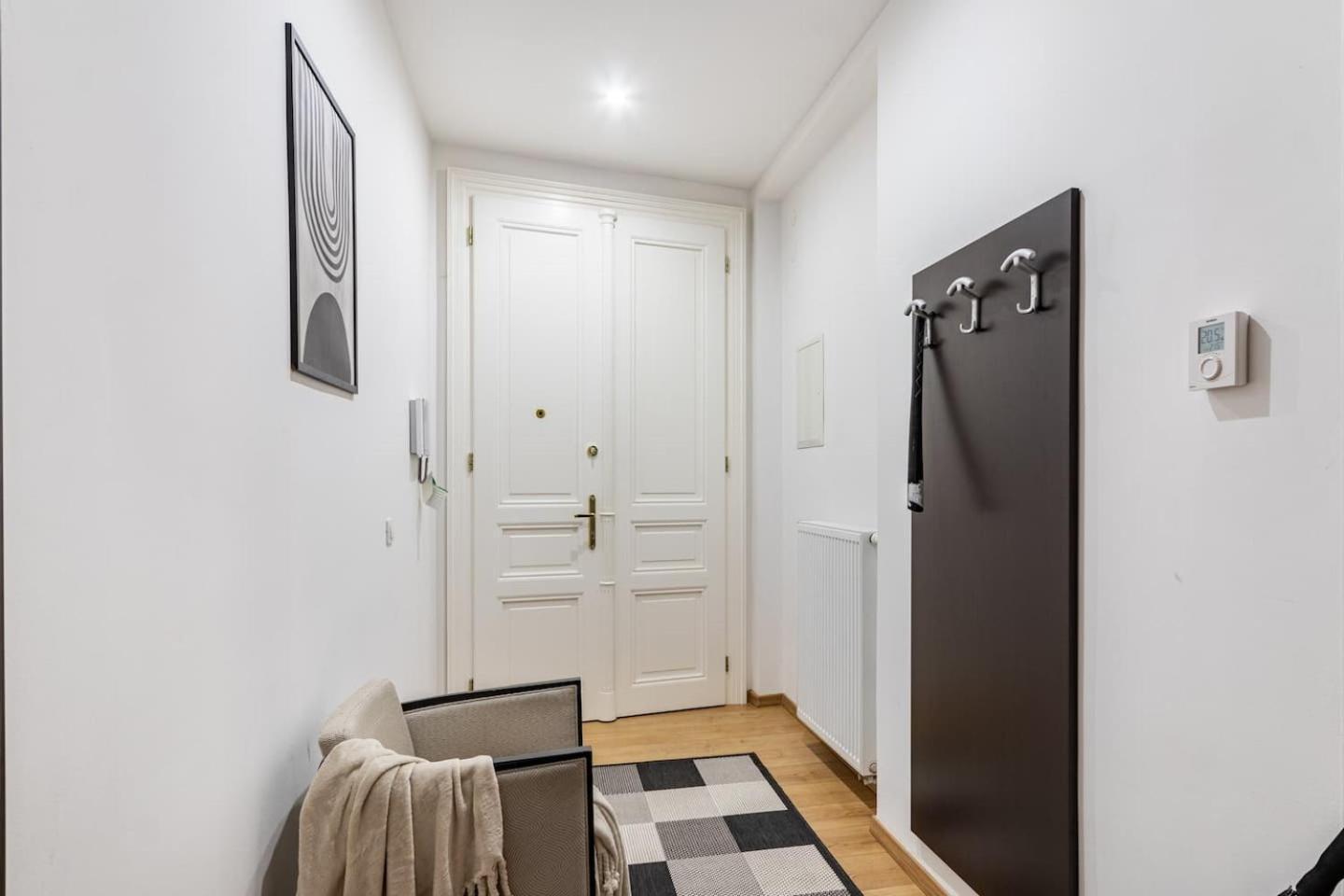 Apartment Place Of Grace - 50 Meters From Dancing House Prag