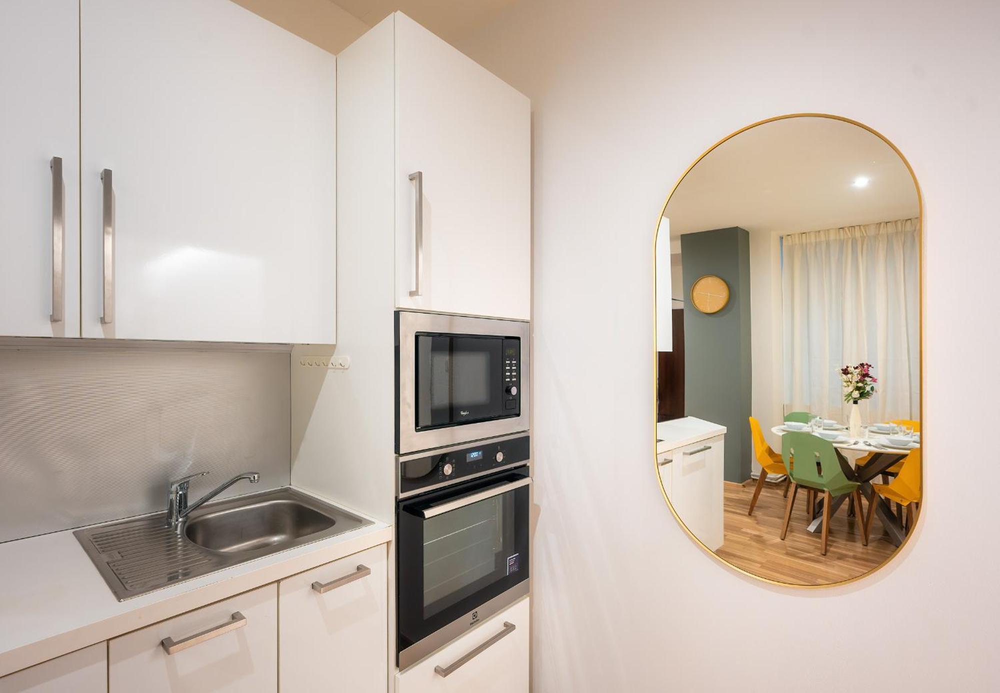 Lägenhet 4br+2bath Old Town Family Oasis Luxury