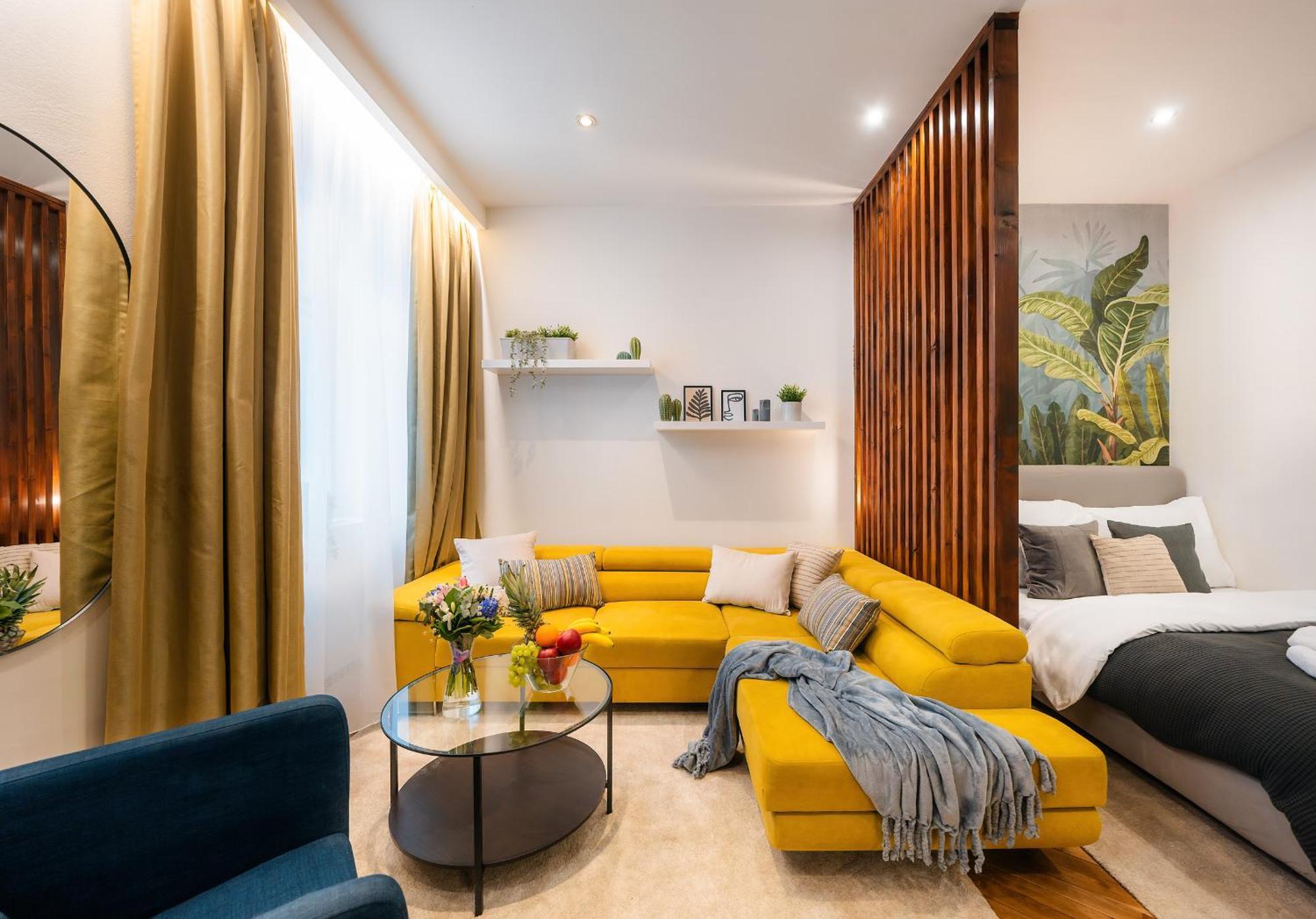 4br+2bath Old Town Family Oasis Luxury Lägenhet