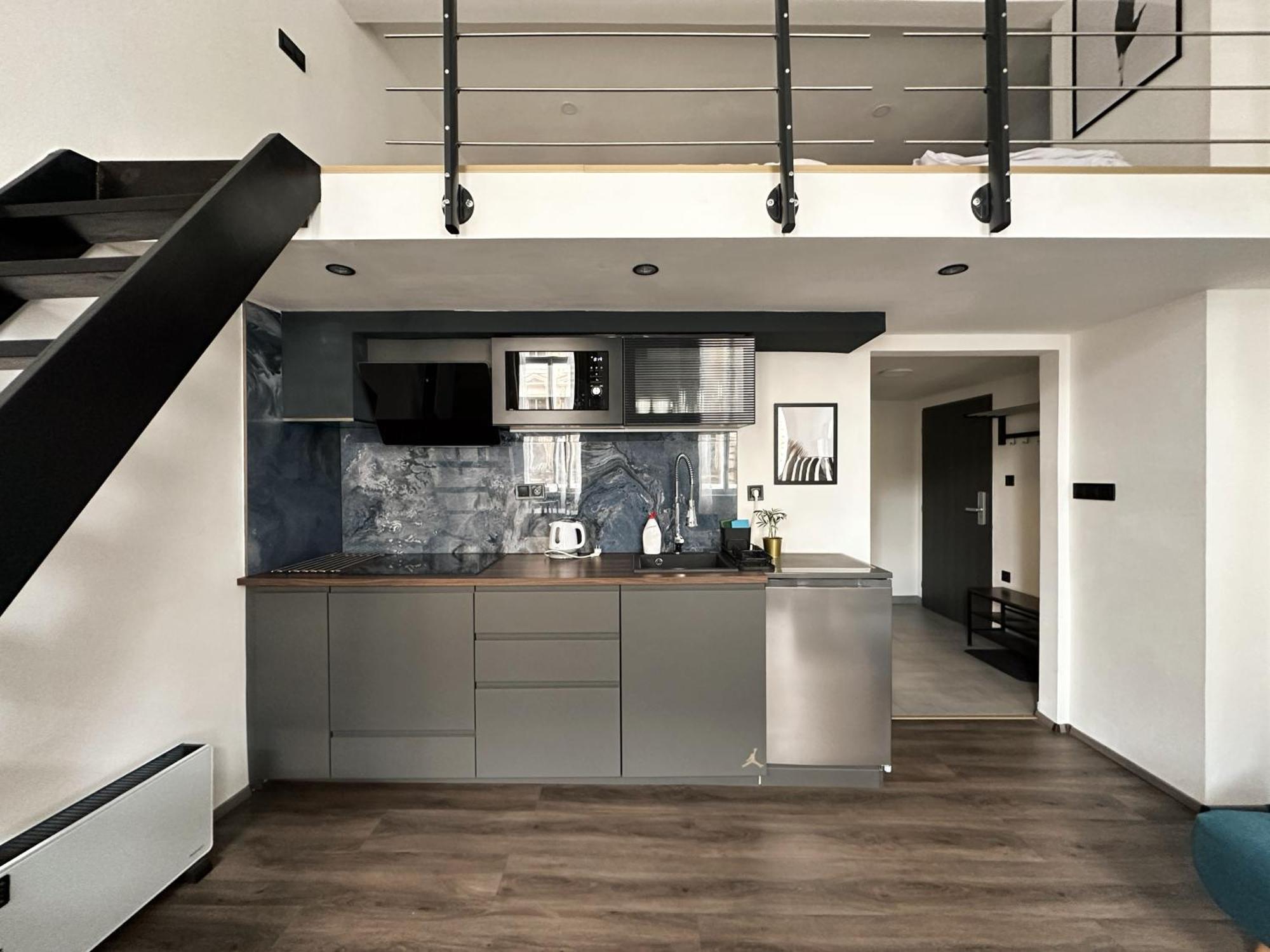Contemporary Jindrisska Apartmán *