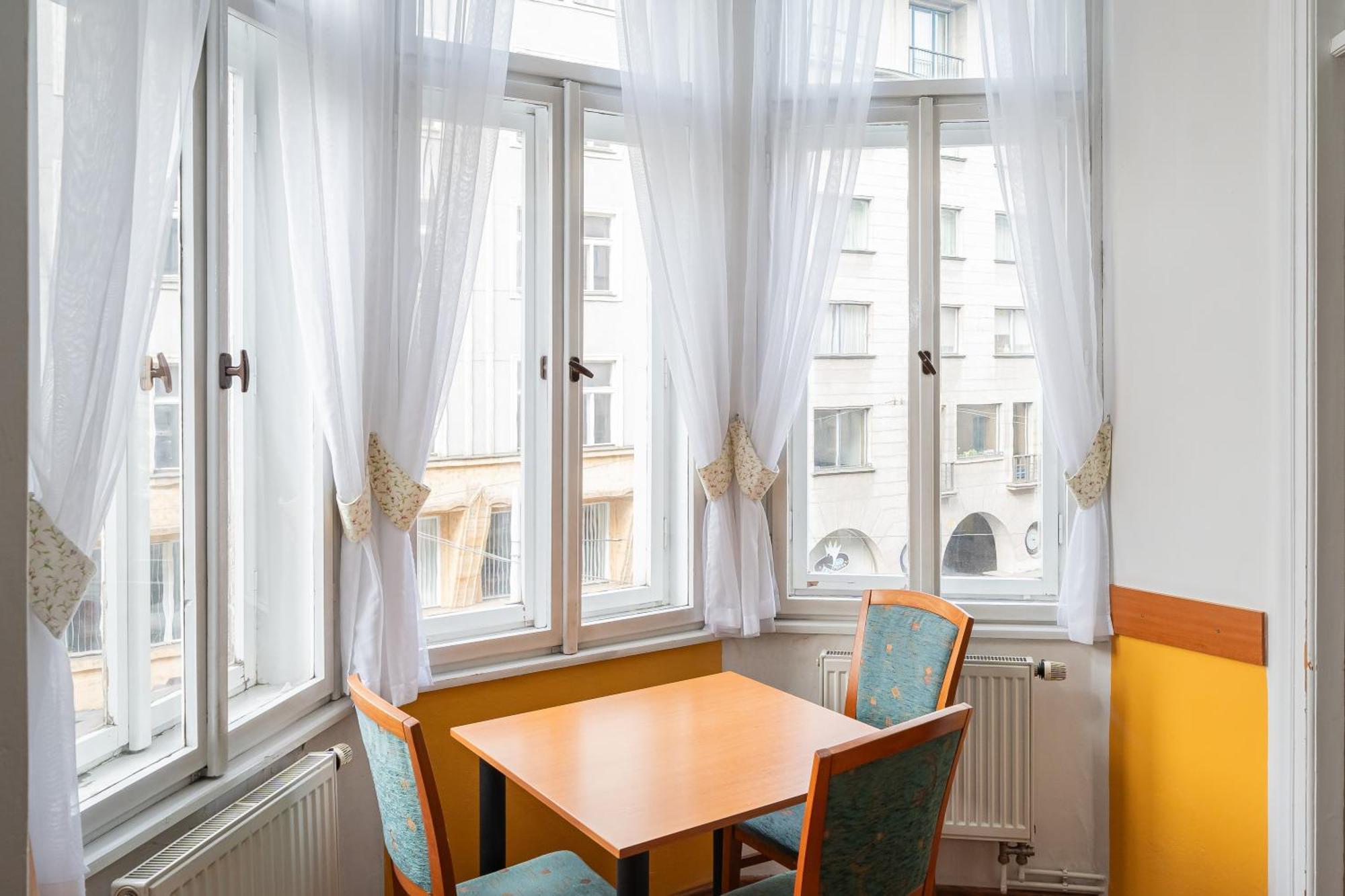 Centre Hotel 3*