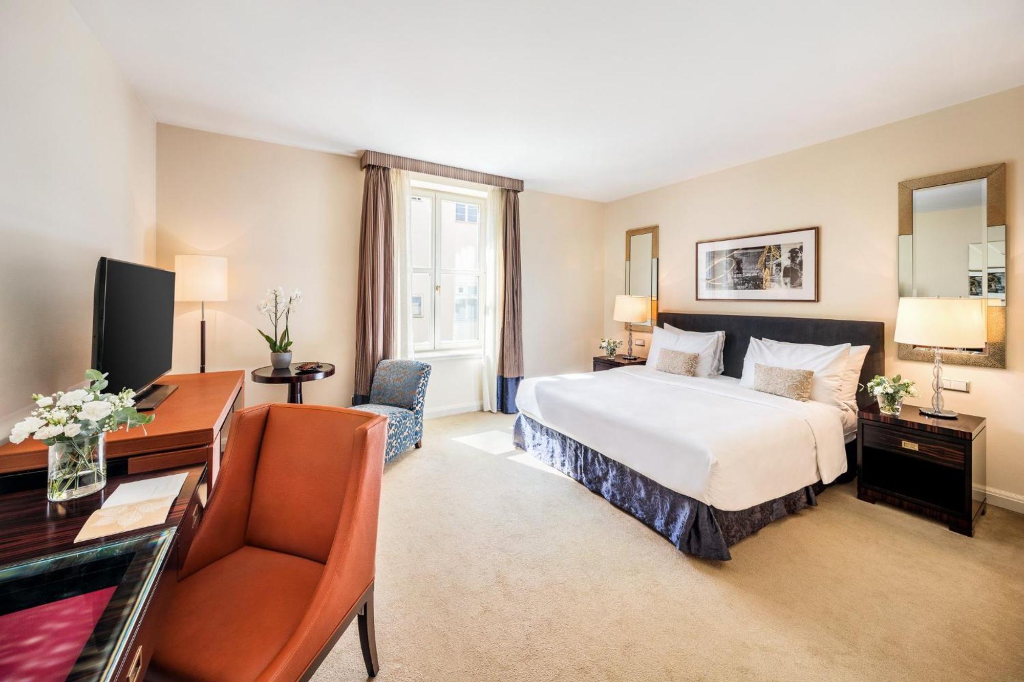Mandarin Oriental, Hotell
