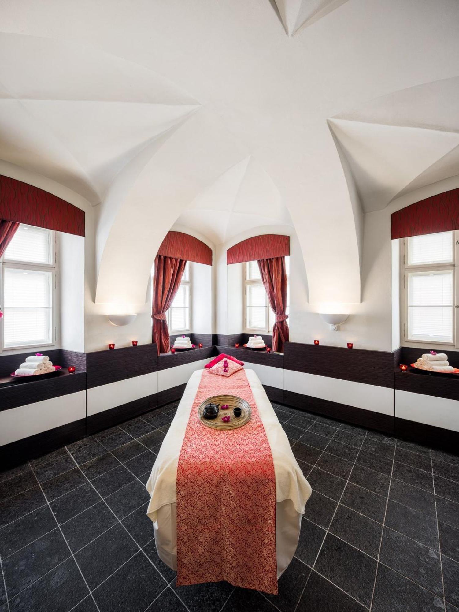Mandarin Oriental, Hotell Prag