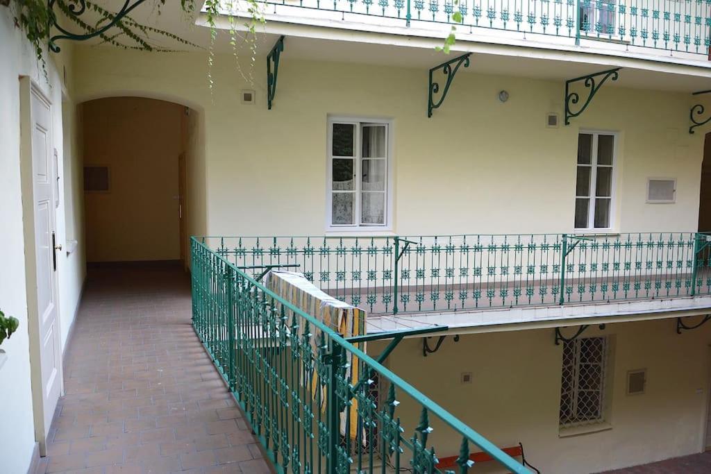 Apartment Old Town Herberghaus, 250m To Charles Bridge *