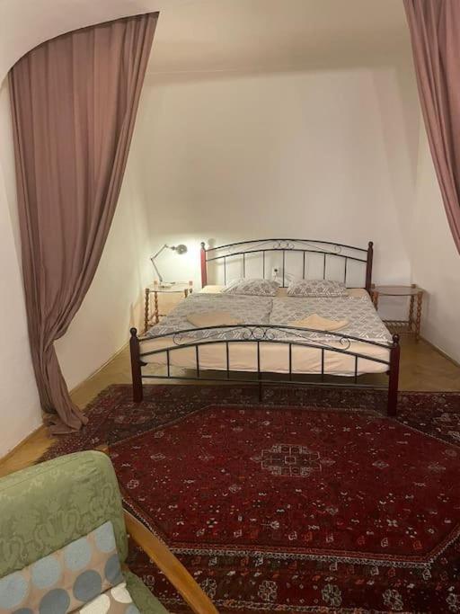 Apartment Old Town Herberghaus, 250m To Charles Bridge