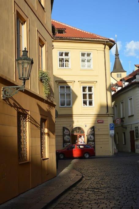 Old Town Herberghaus, 250m To Charles Bridge Apartment *