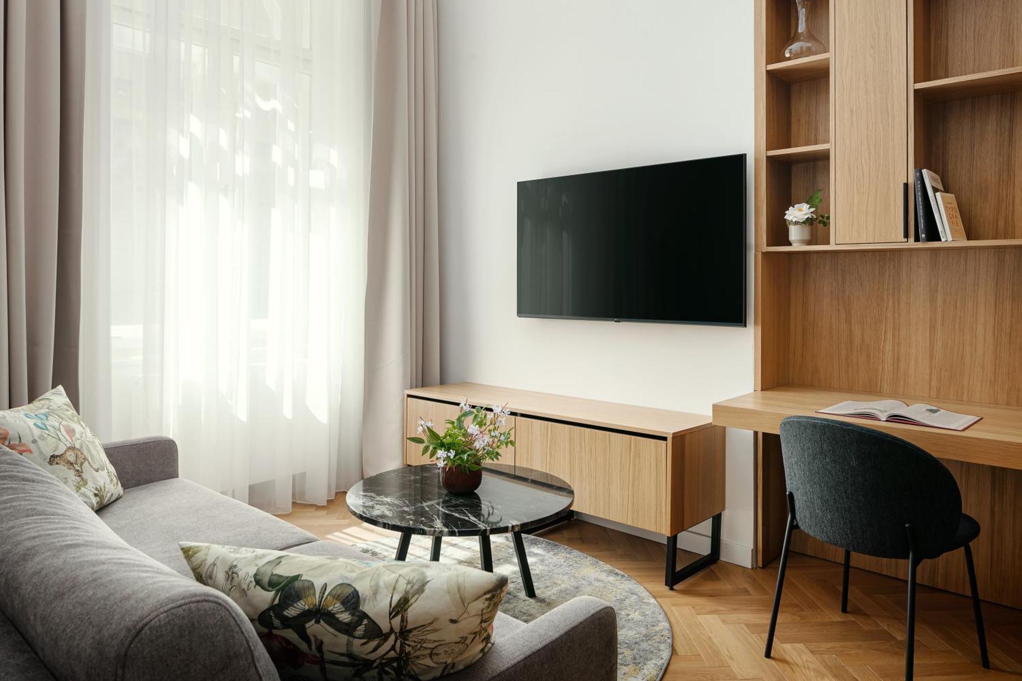 Aparthotel R16 Residences