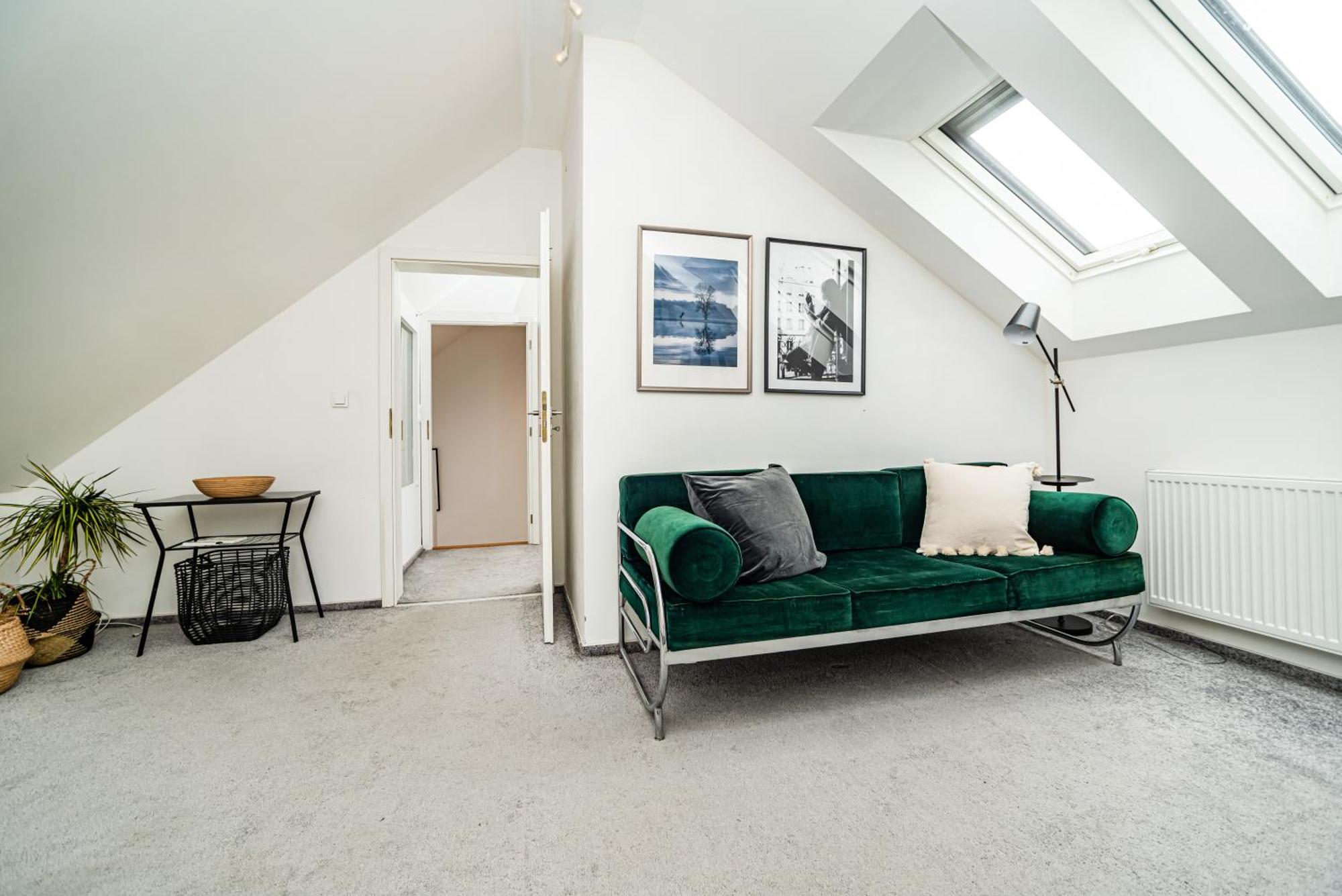 Lejlighed Luxurious 3bed Very Spacious In The Area