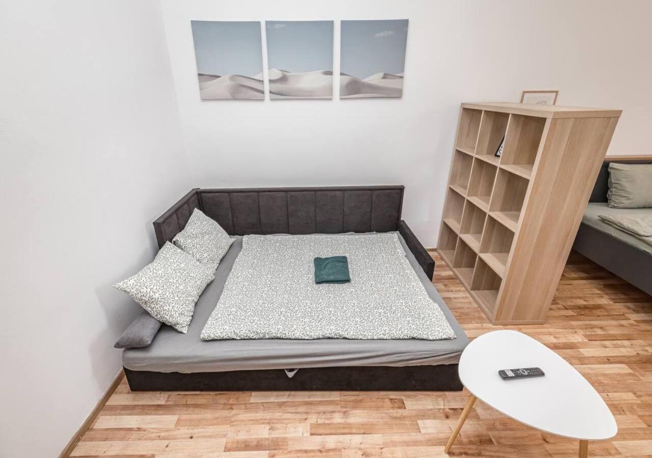 Apartment Elegance *