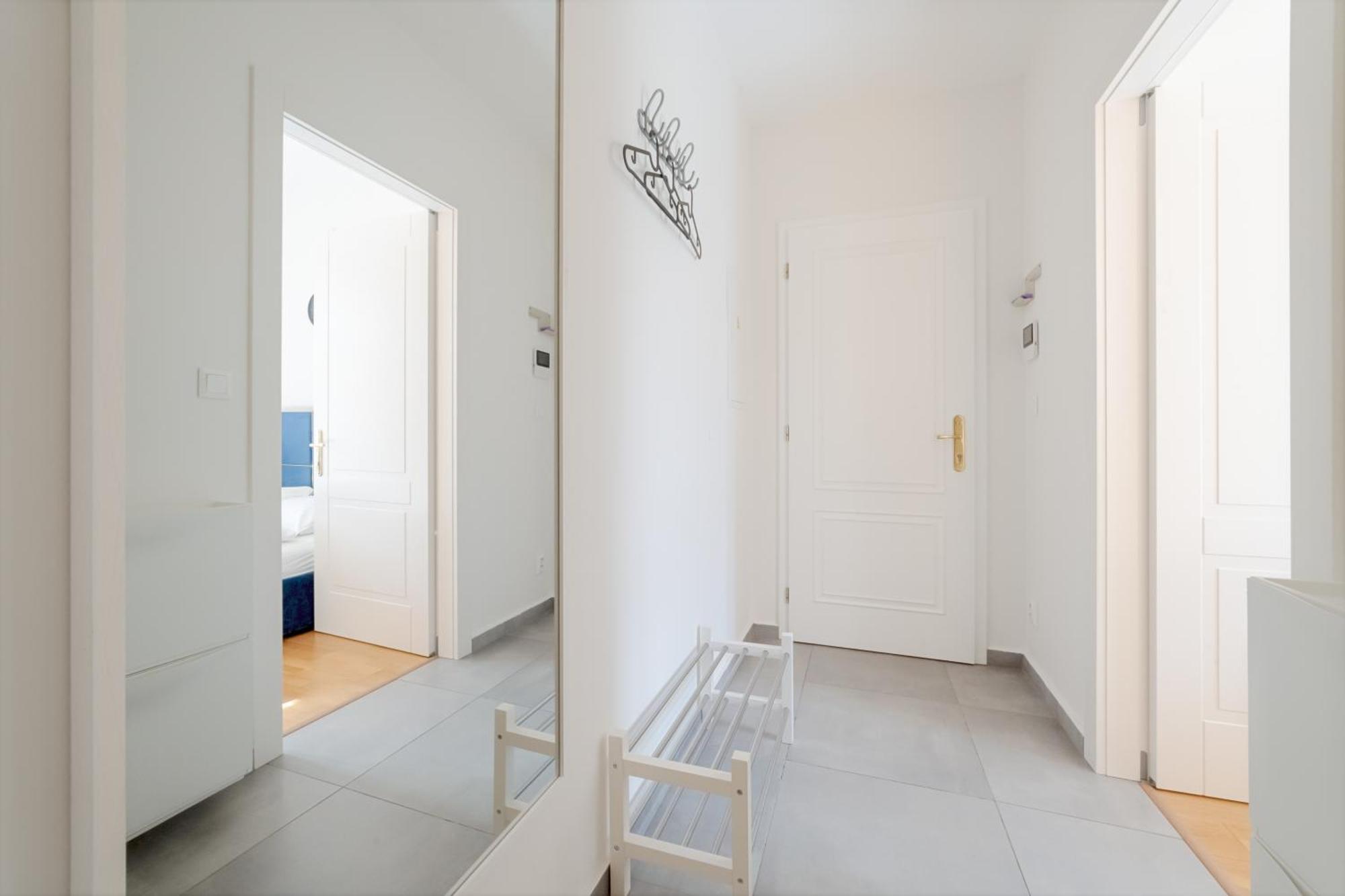 Angelo By Rentez Apartment *