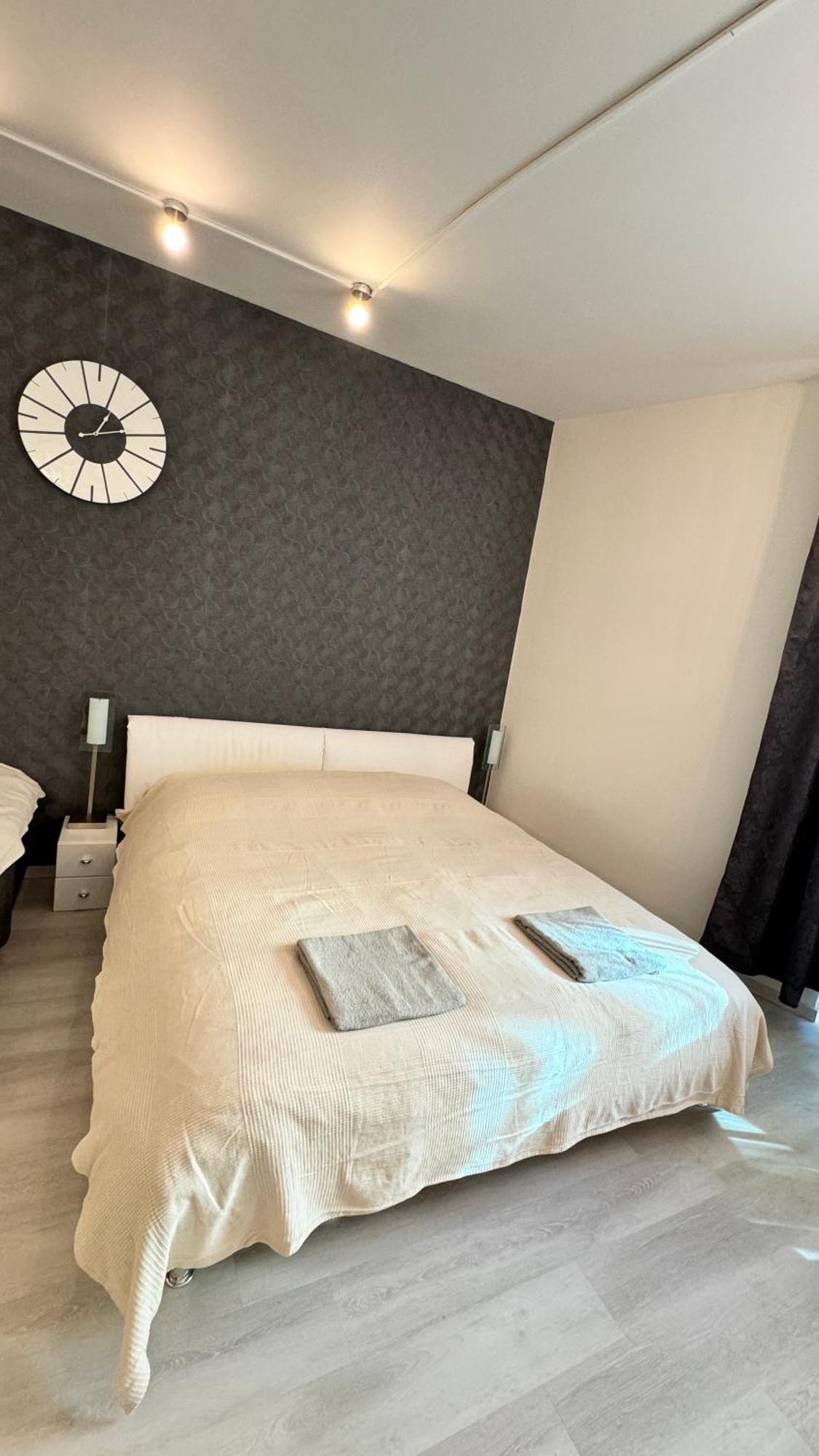 Apartment Jeseniova Prag