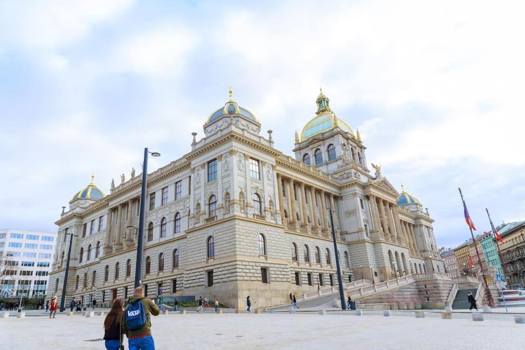 Lägenhet Capitol Deluxe Prag