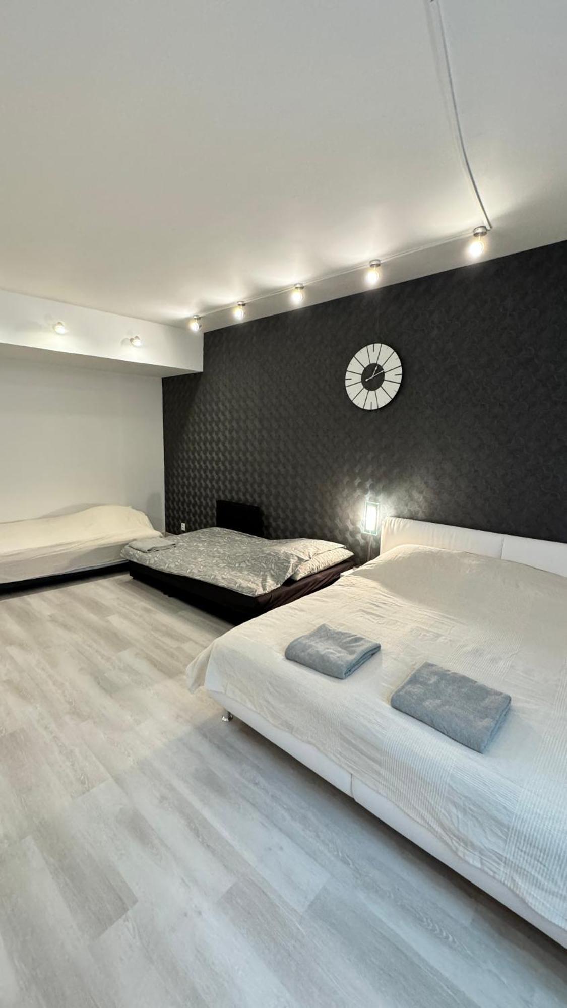 Jeseniova Apartment Prag