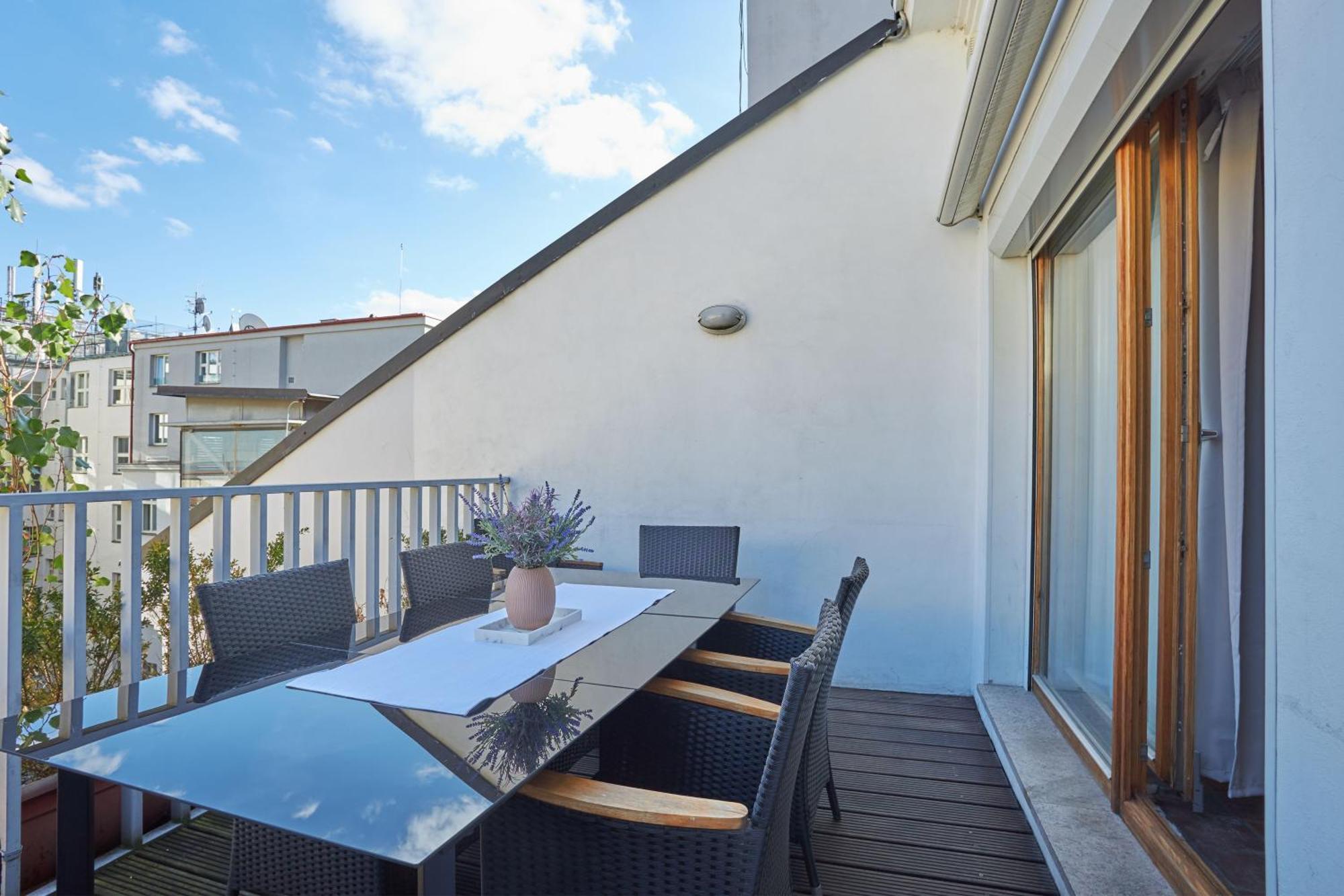 Apartment Zatecka - Terrace In The Old Town Prague