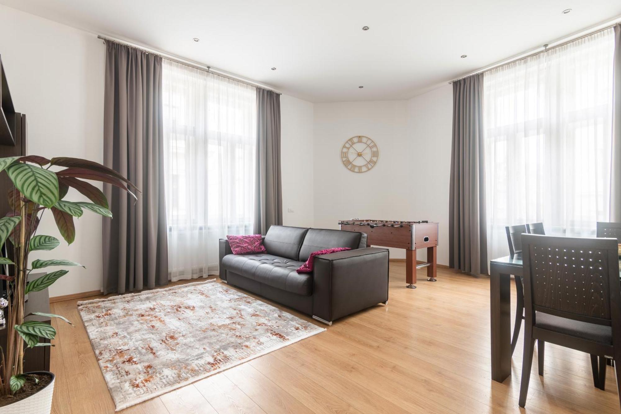 Apartment Riverside Palace Prag