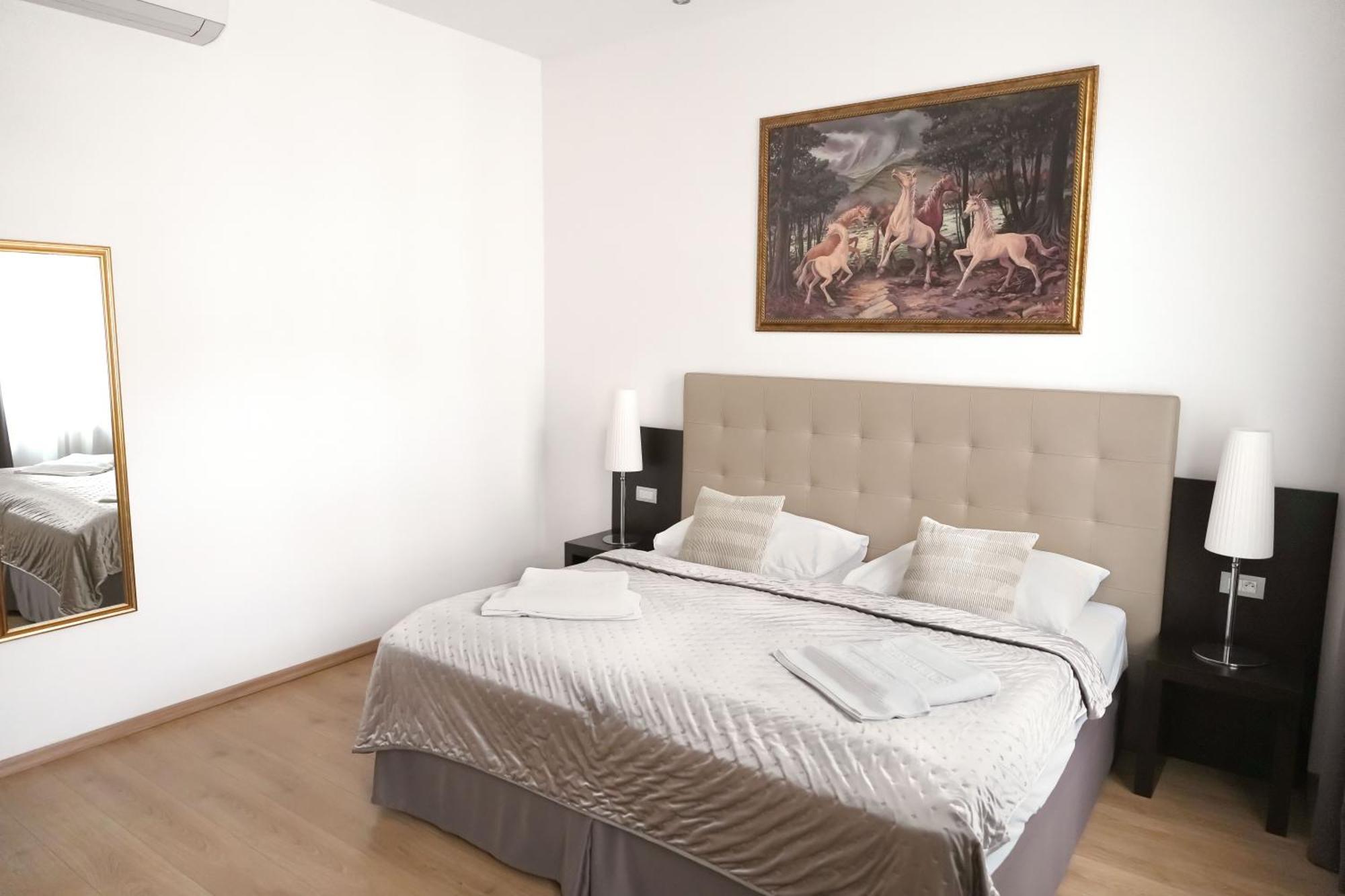 Apartment Riverside Palace *