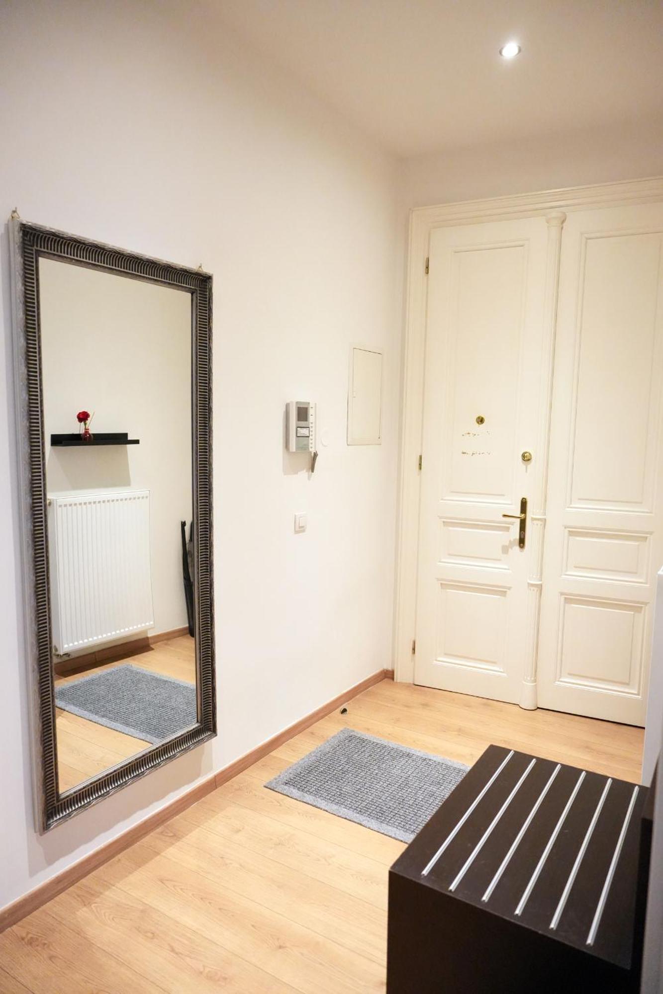 Apartment Riverside Palace Prag
