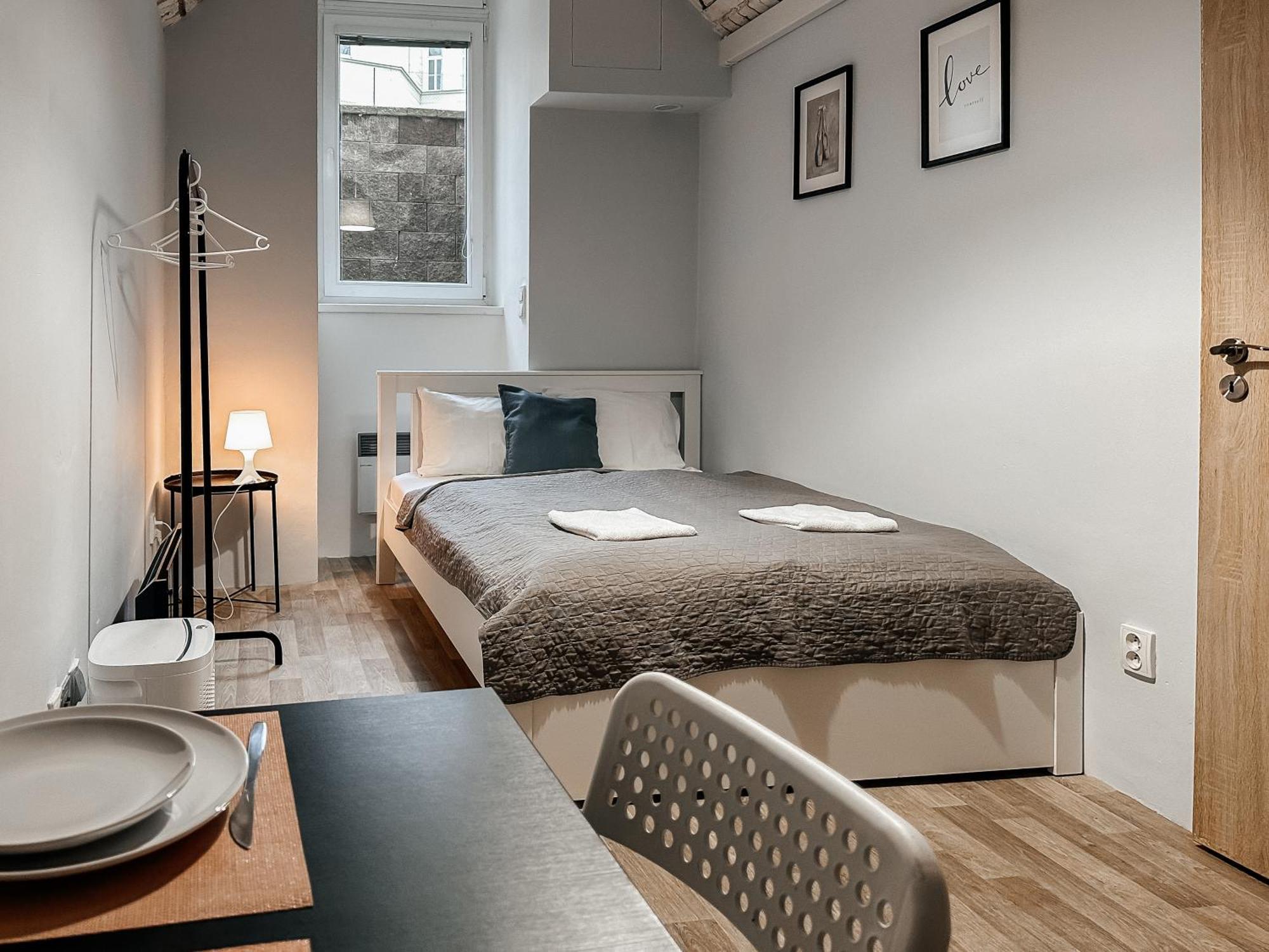 Elso Apartment *