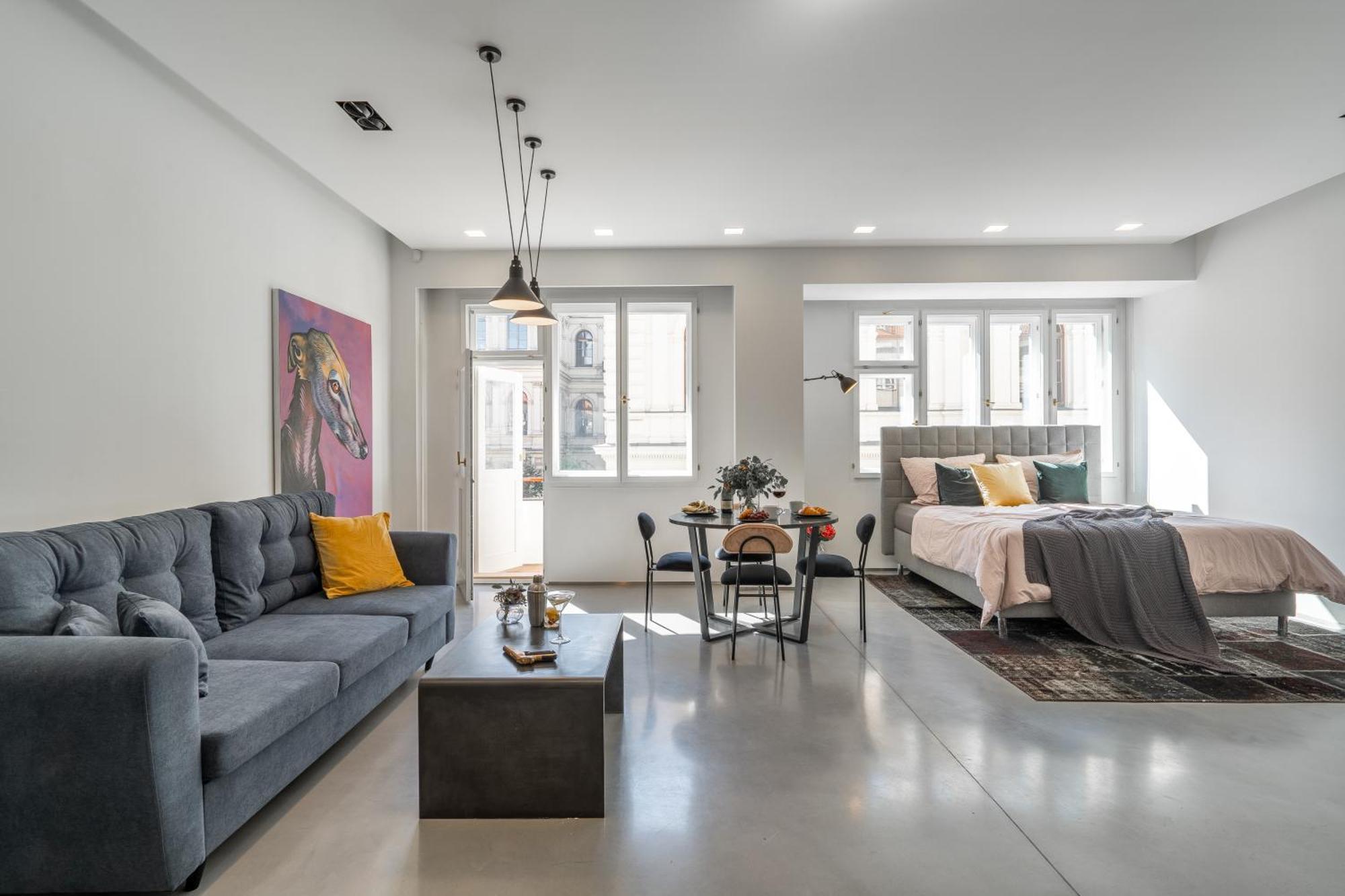 Lejlighed The Grand Krocinova Loft - Golden Bond Retreat *