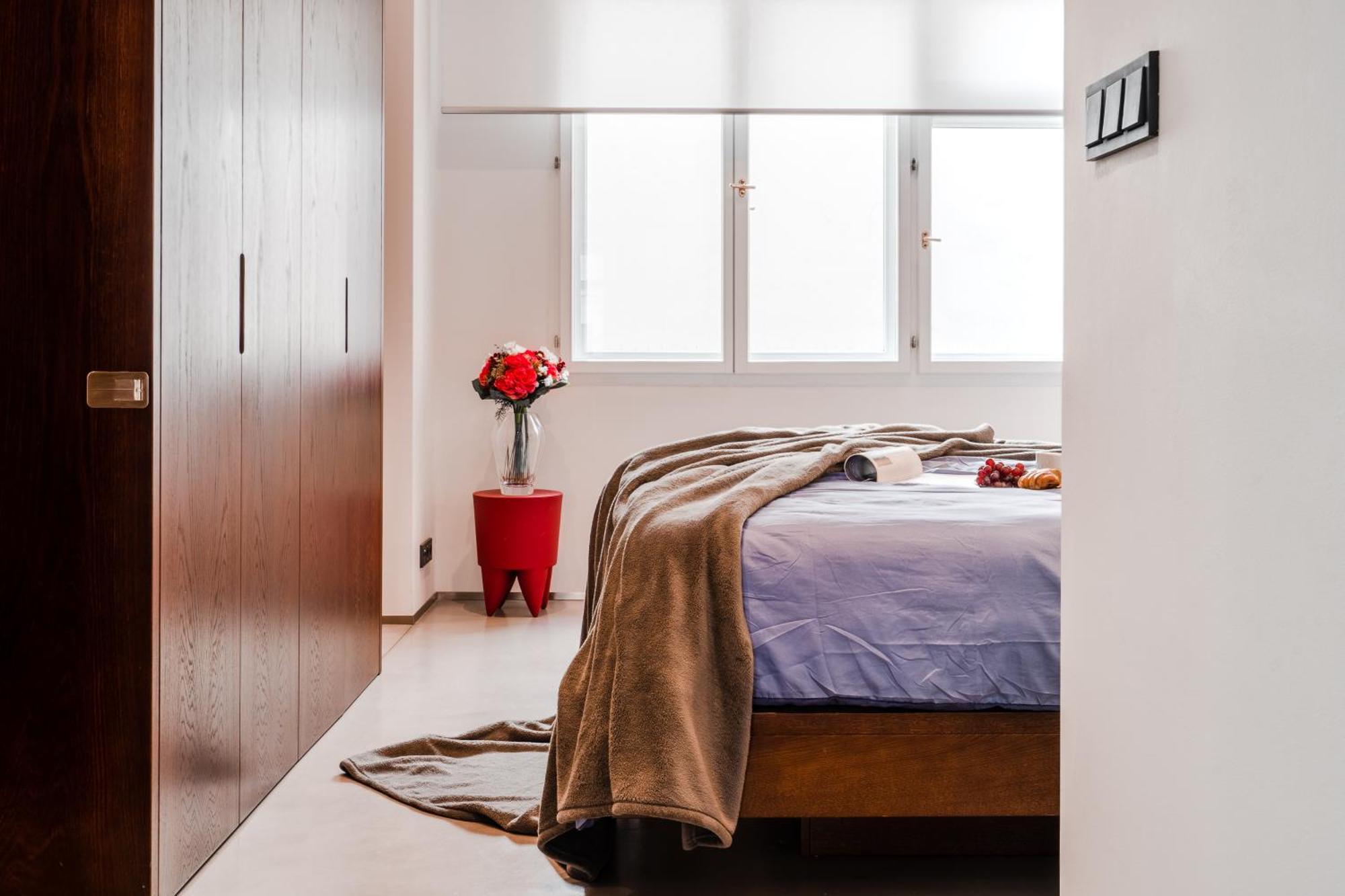 The Grand Krocinova Loft - Golden Bond Retreat Lejlighed
