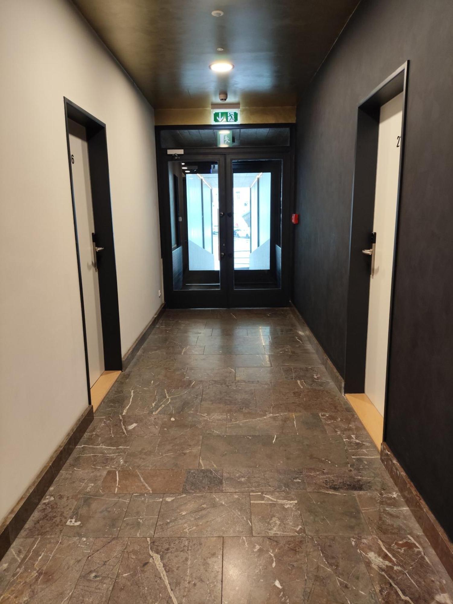 Post 120 Hotell Prag