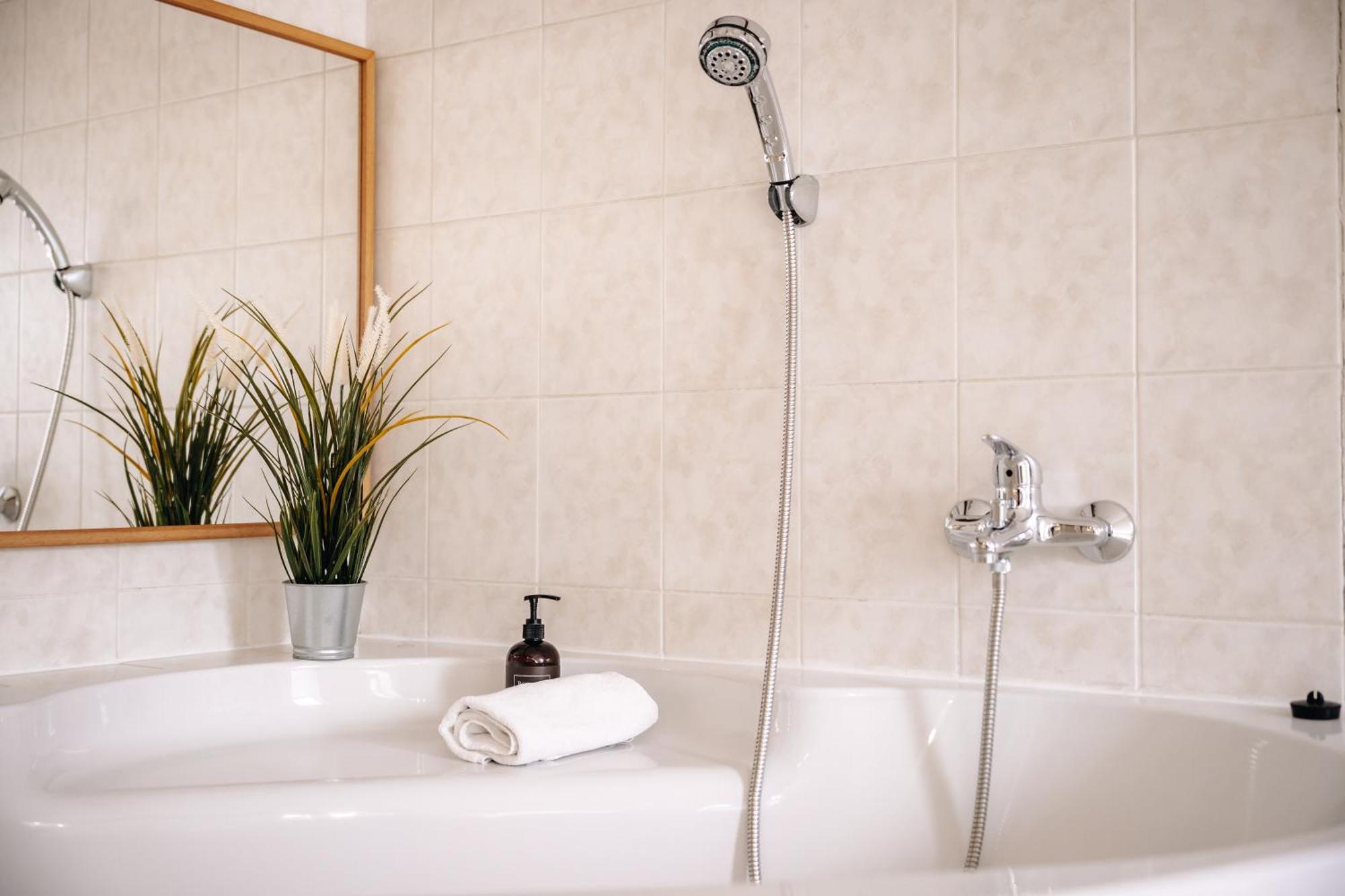 5bd Duplex - Billiard - Cinema - * Praha