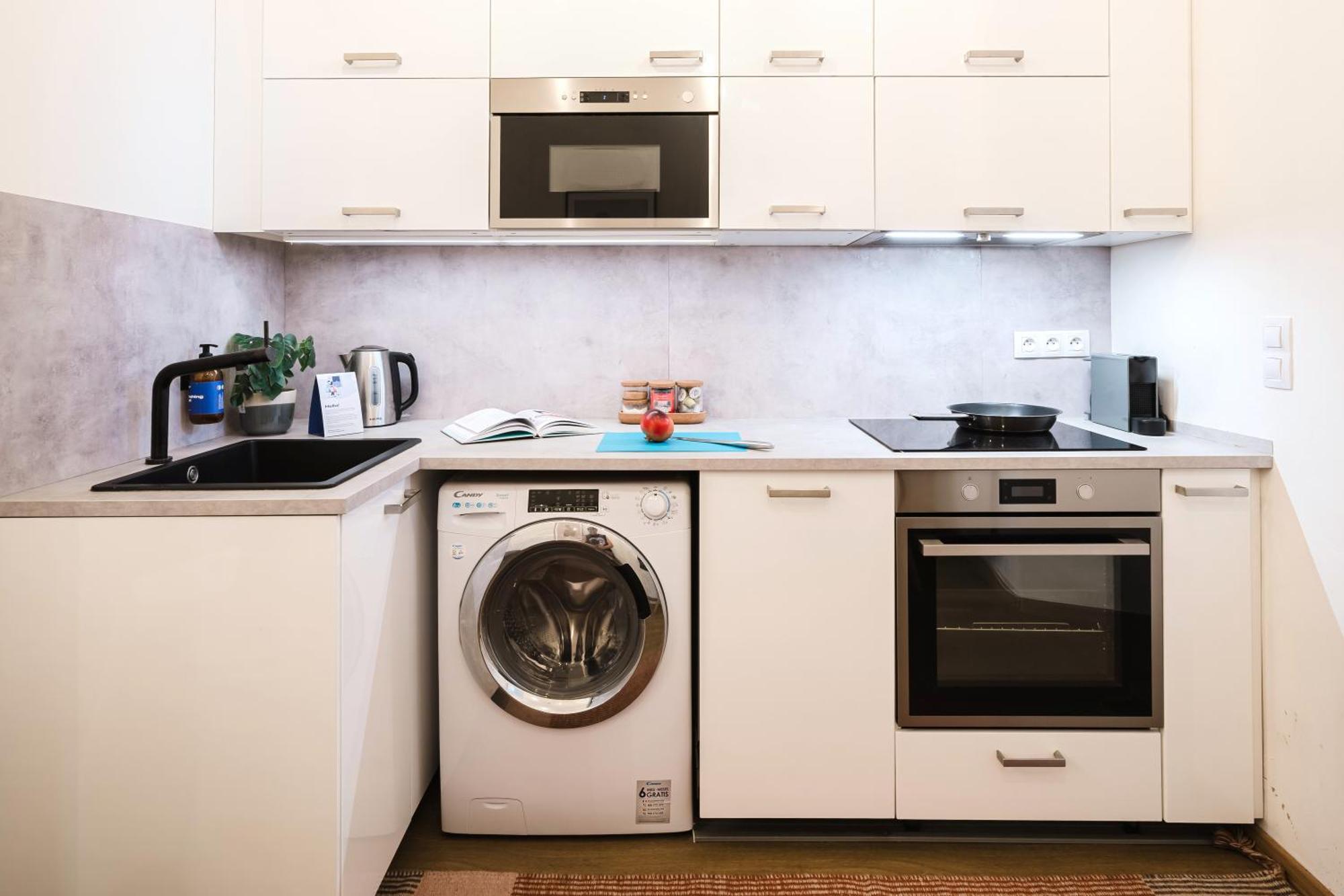 Apartmán Days - Sunlit 1bdr - Netflix - Yet Quiet - New Town Praha