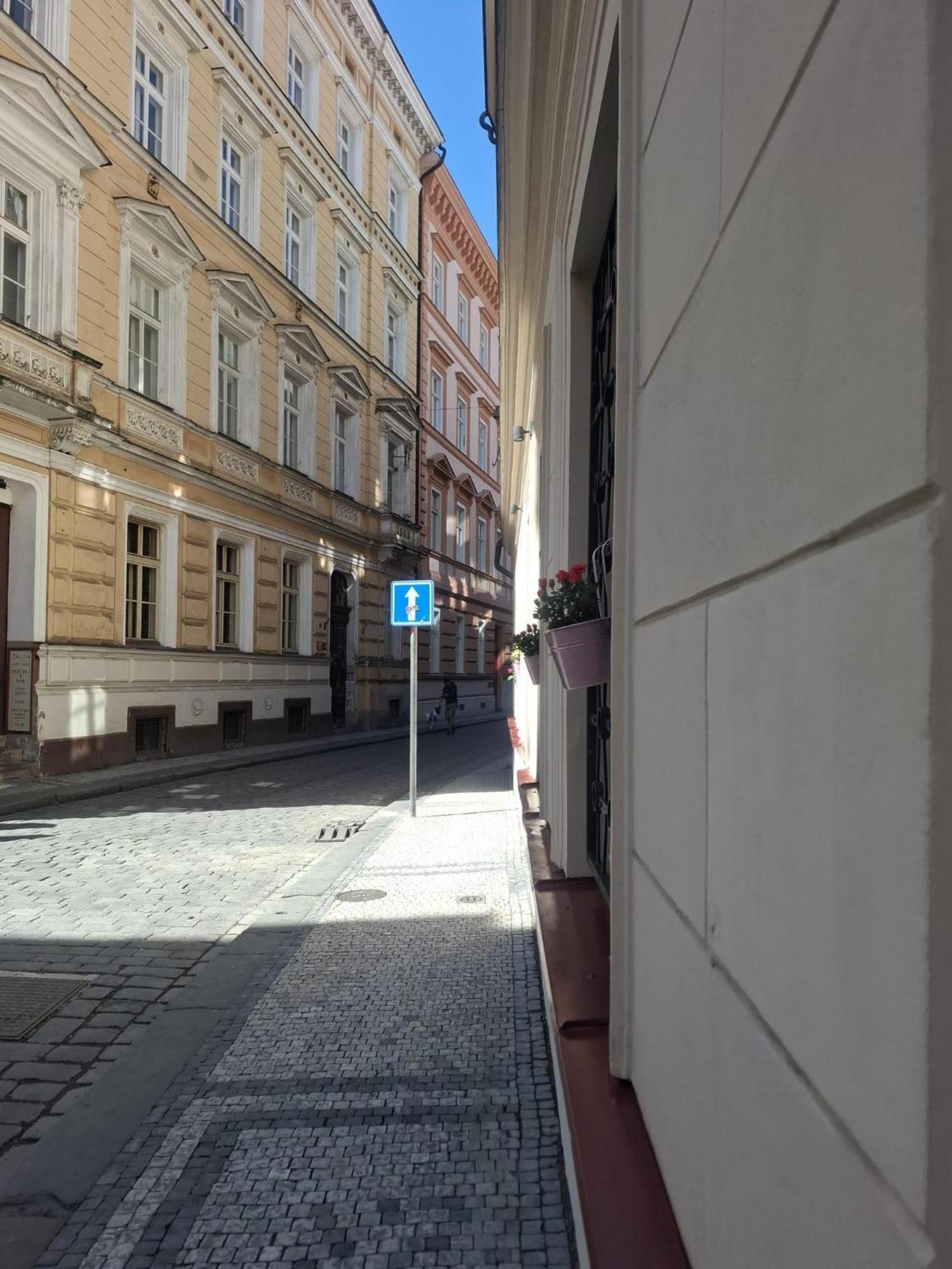 Safestay Charles Bridge Vandrerhjem Prag