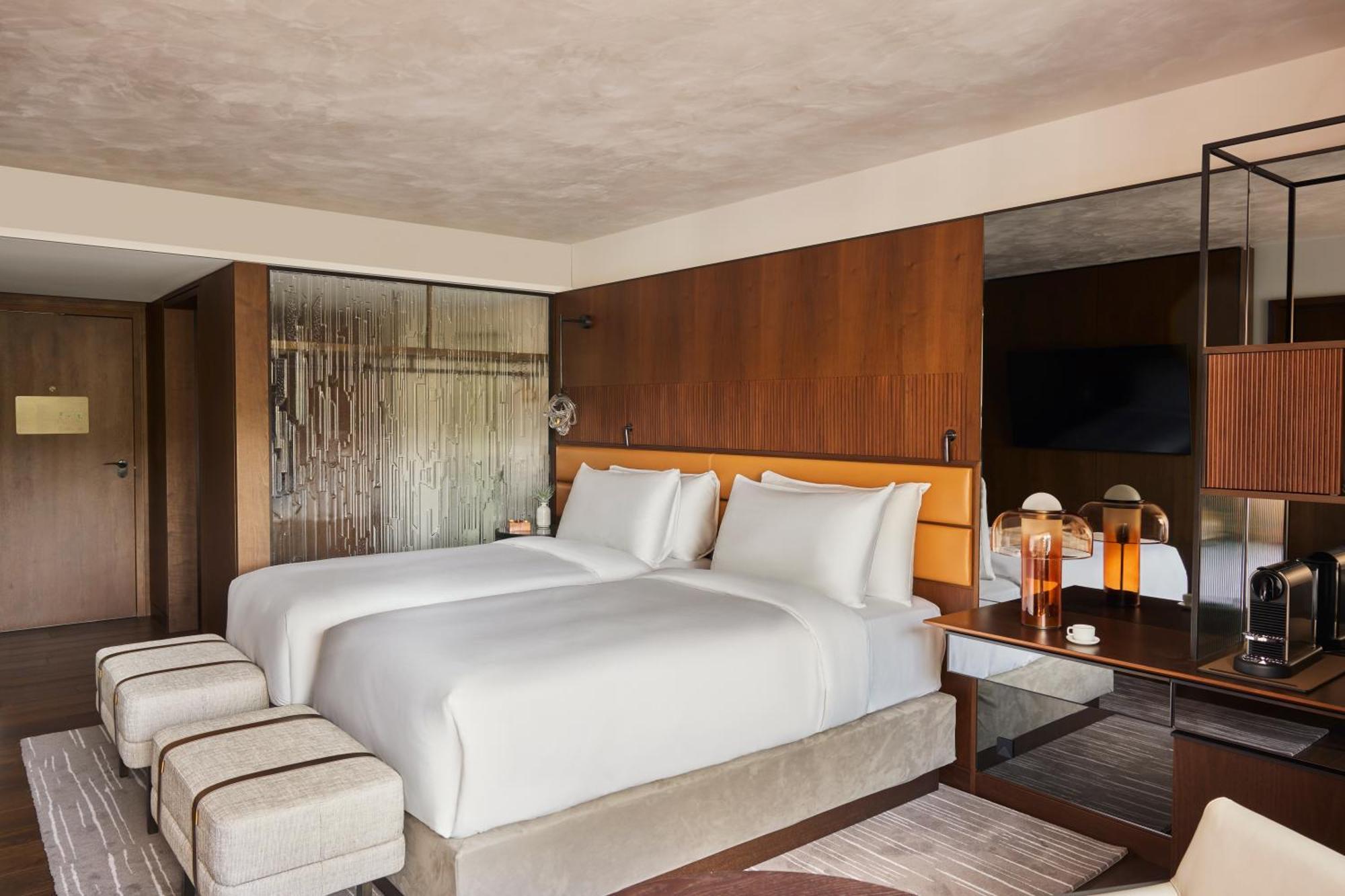 Fairmont Golden 5* Prag