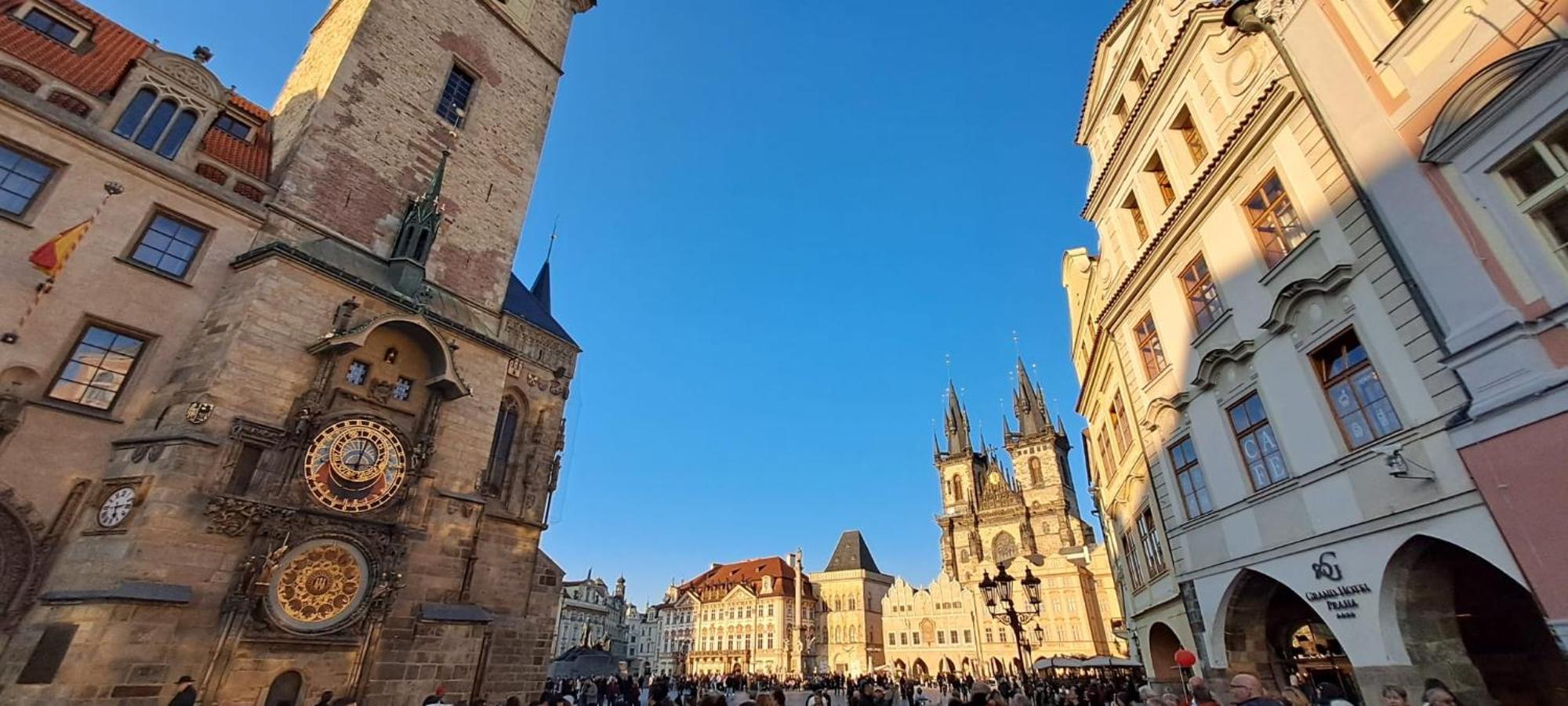 At The Blue Lion & Parking Assistance Apartment Prague