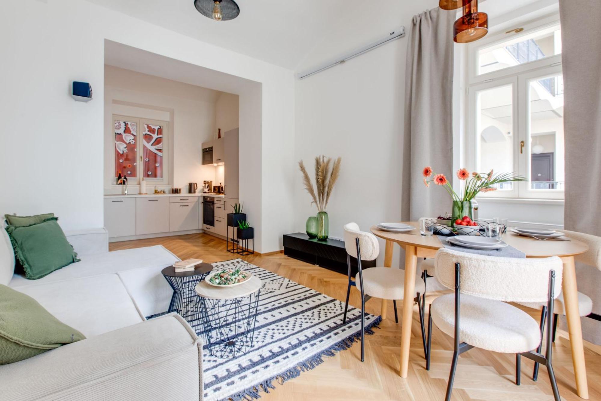 Apartment Visit Oomph Prague