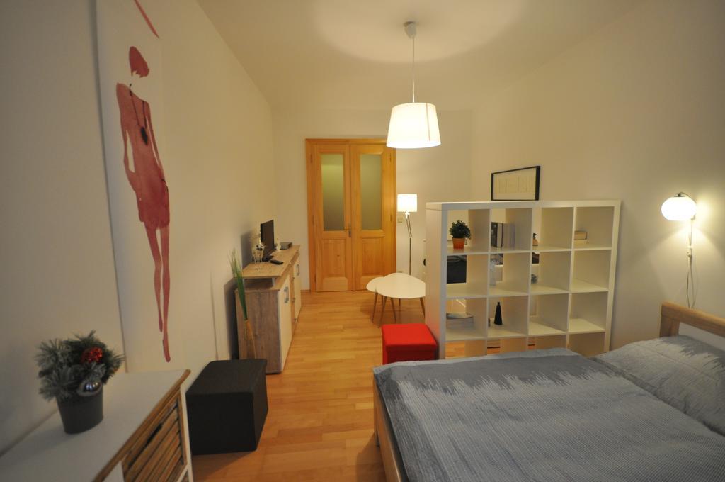 Husitska Apartment *