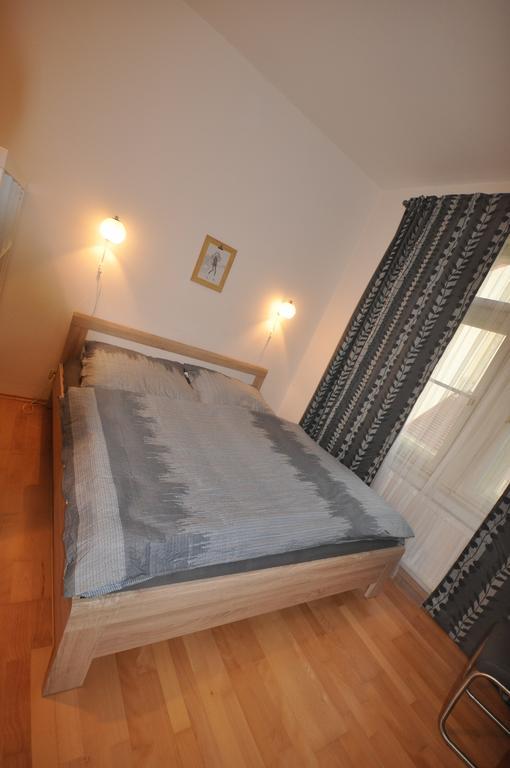 Apartment Husitska