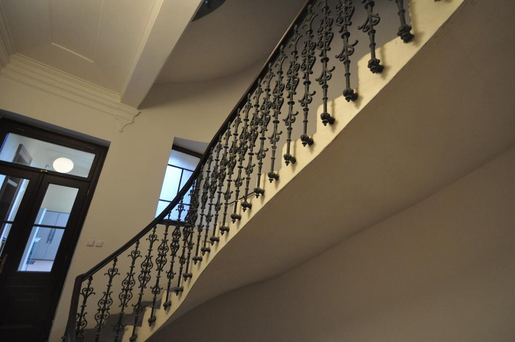 Apartment Husitska Prag