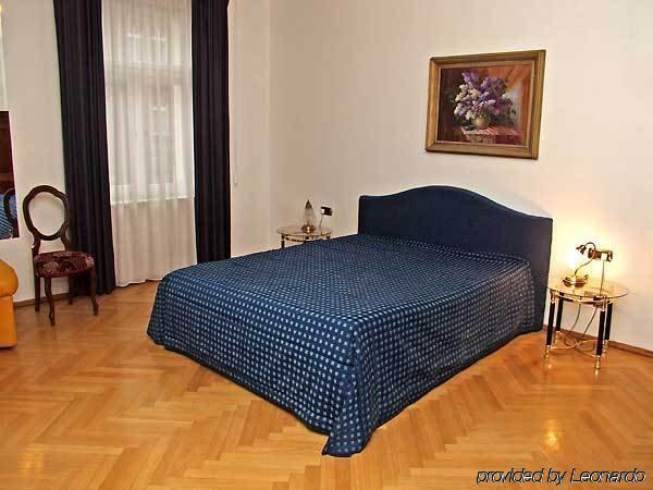 La Fenice Hotell Prag
