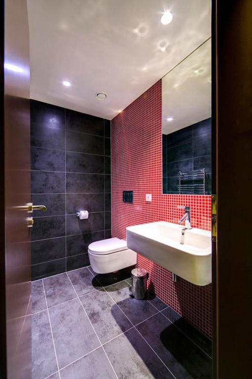 Hotell Restaurant Darwin 4*