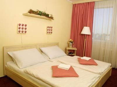 Hotell Uno 4*