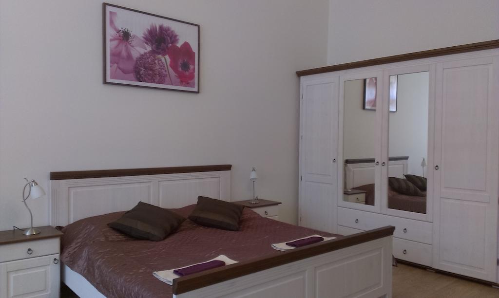 Charles Iv Apartment Prag