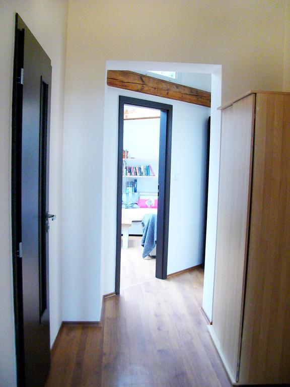 Apartment Apartman Alice Letna