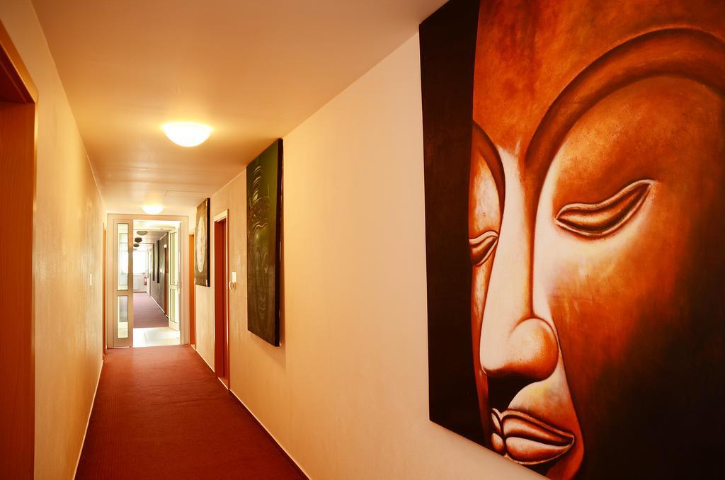 Hotell Imos 3*