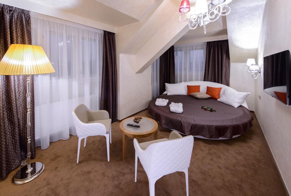 Hotel Mysterius Carnival Prag