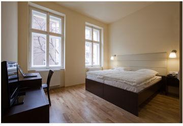 Unique Hotell 4*